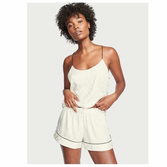 Victoria's Secret Other - New Victoria Secrer Cream Sleepwear Loungewear Checkered Cami Set size XS